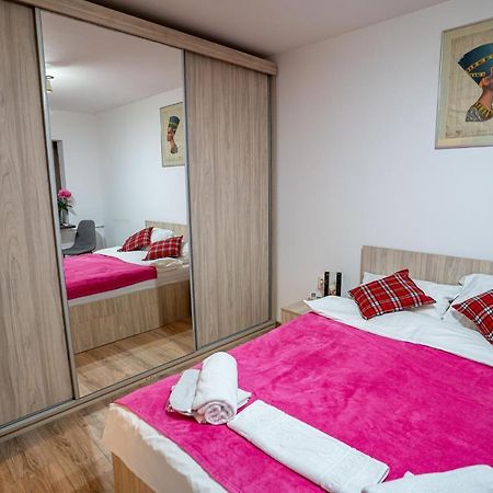 D&O Meziad Appartement Timişoara Buitenkant foto