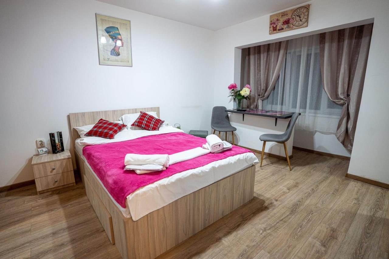 D&O Meziad Appartement Timişoara Buitenkant foto